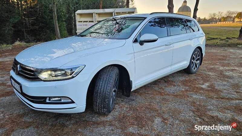 Używany VW Passat 2019 Biały Sedan/Limuzyna