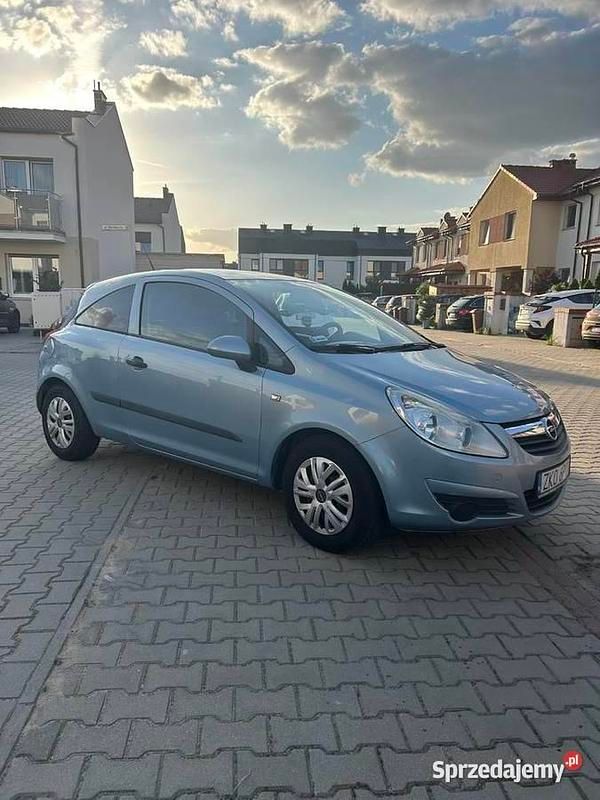 Srebrny Używany 2007 Opel Corsa Hatchback | 5900 zł (Dość drogi) - Obraz 1/4