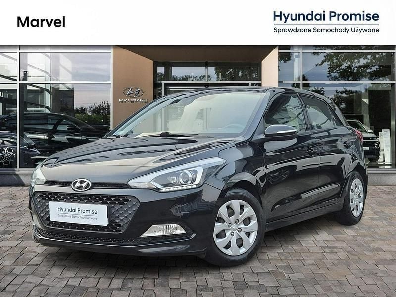 Czarny Używany 2016 Hyundai i20 Classic Hatchback | 25 900 zł (Dobra cena) - Obraz 1/4
