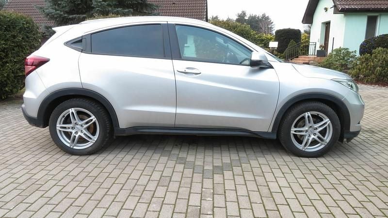 Używany Honda HR-V Executive 2016 Srebrny SUV
