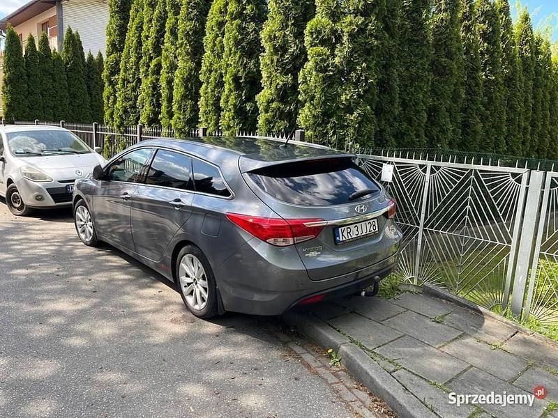 Srebrny Używany 2012 Hyundai i40 Kombi | 20 000 zł (Uczciwa cena) - Obraz 1/4