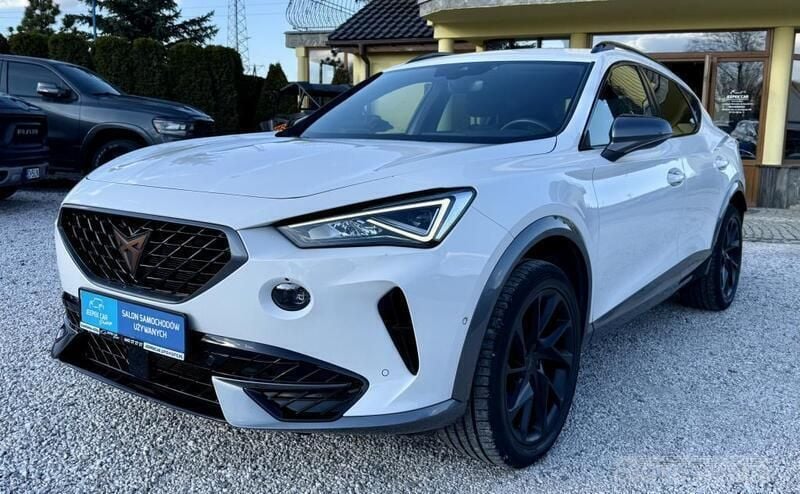 Biały Używany 2022 Cupra Formentor SUV | 99 900 zł (Uczciwa cena) - Obraz 1/4