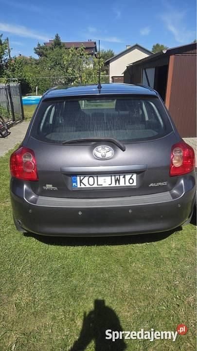 Szary Używany 2008 Toyota Auris Hatchback | 11 500 zł (Uczciwa cena) - Obraz 1/4