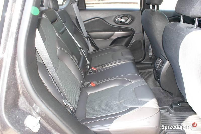 Używany Jeep Cherokee Limited 272 KM (200 kW) 2018 SUV