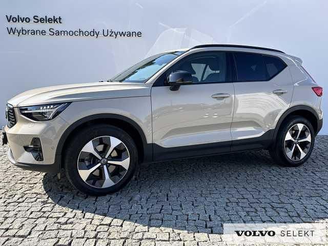 Beżowy Używany 2025 Volvo XC40 SUV | 199 900 zł (Drogi) - Obraz 1/3