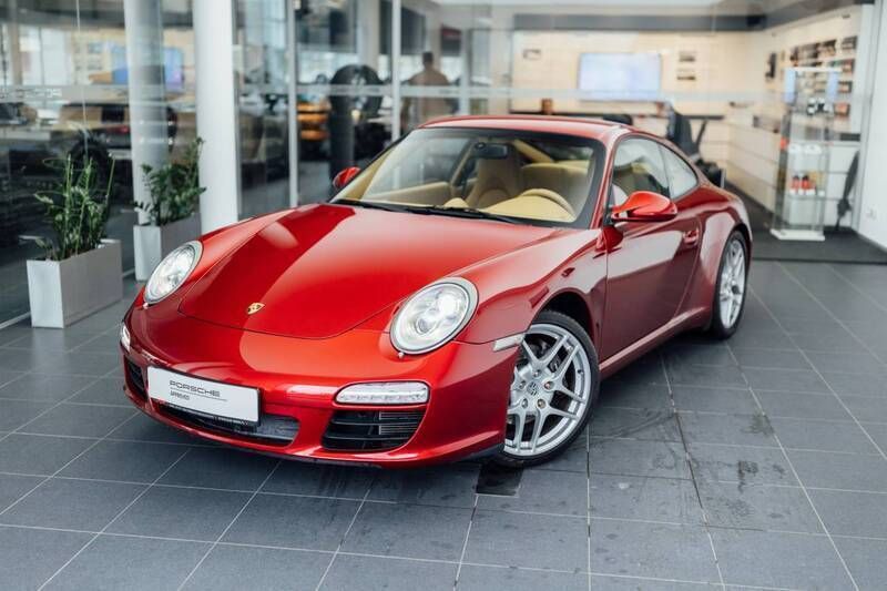 Ruby red metallic Używany 2008 Porsche 911 Carrera Coupe | 319 900 zł - Obraz 1/4