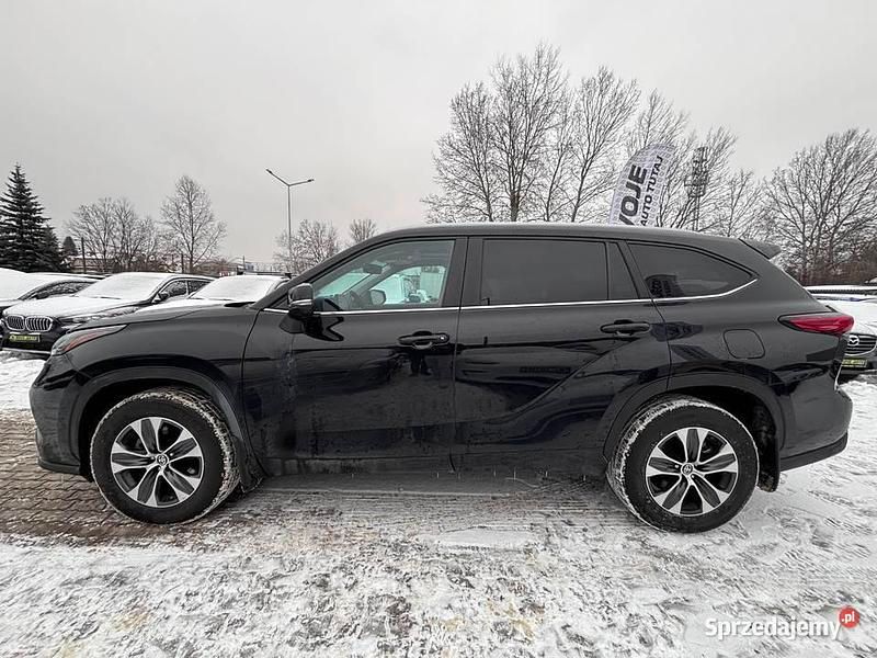 Używany Toyota Highlander 2024 Czarny SUV
