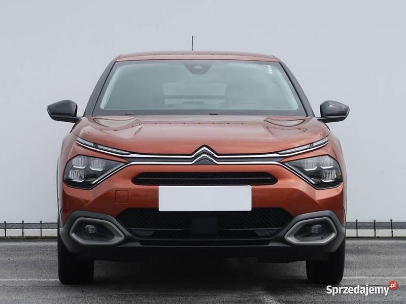 Pomarańczowy Używany 2021 Citroën C4 PureTech Hatchback | 58 499 zł (Uczciwa cena) - Obraz 1/4