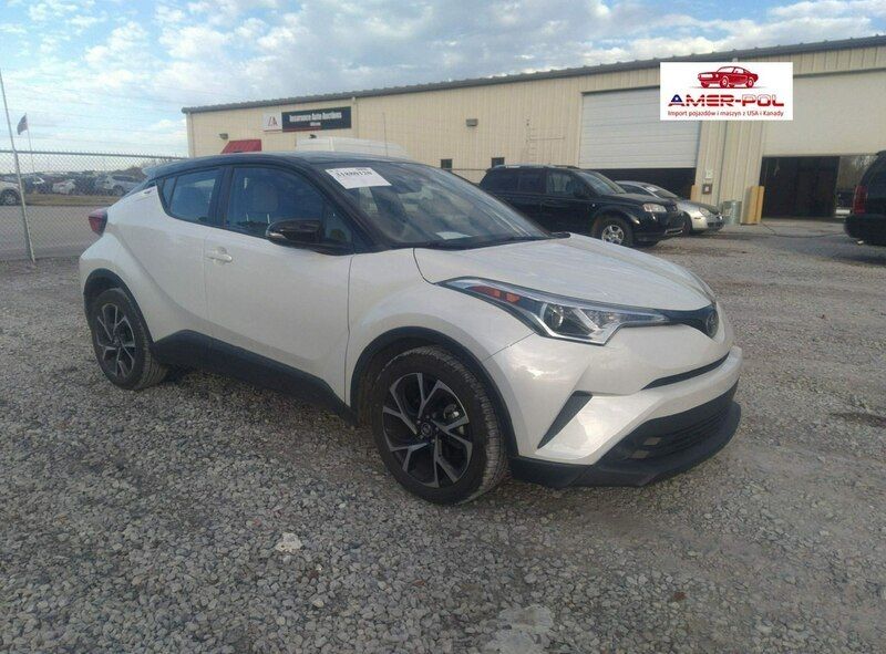 Używany Toyota C-HR Limited 144 KM (105 kW) 2019 Biały SUV