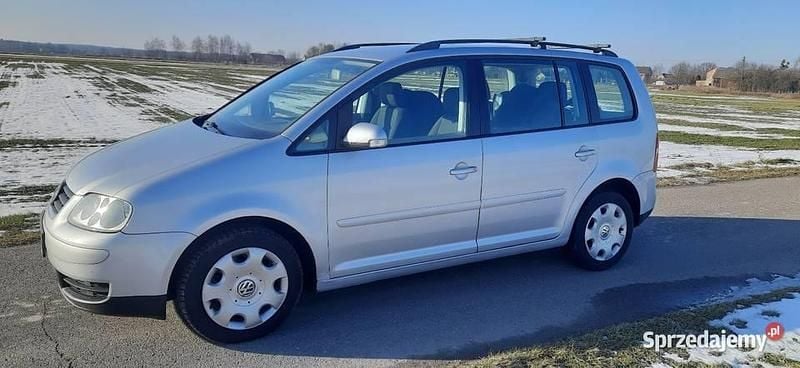 Używany VW Touran 2004 Srebrny Minivan