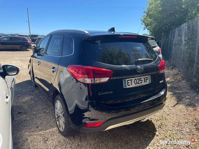 Używany Kia Carens Premium 2018 Czarny Minivan