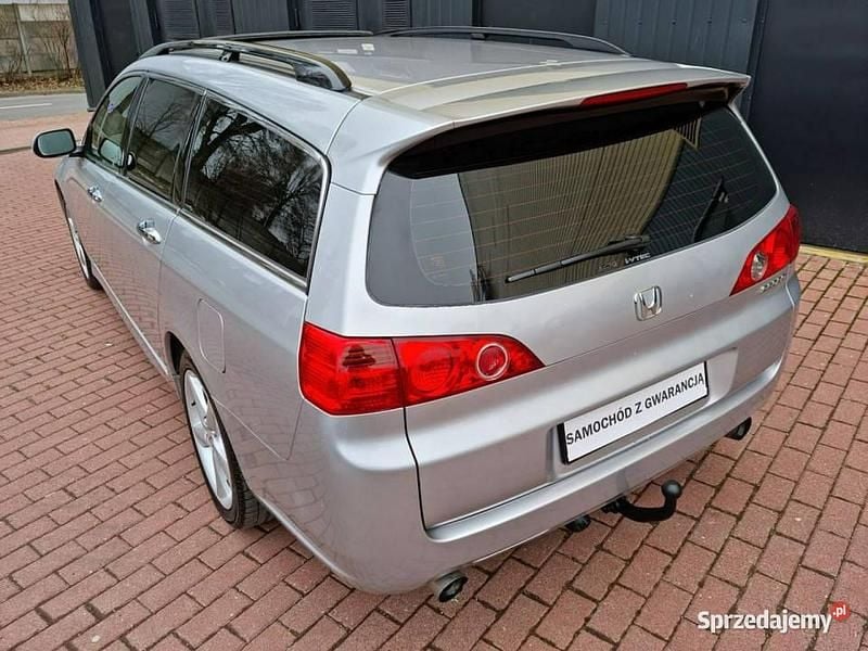 Używany Honda Accord 190 KM (139 kW) 2007 Srebrny Sedan/Limuzyna