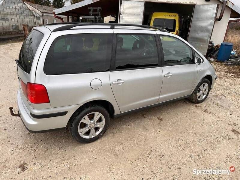Używany Seat Alhambra 2008 Srebrny Minivan