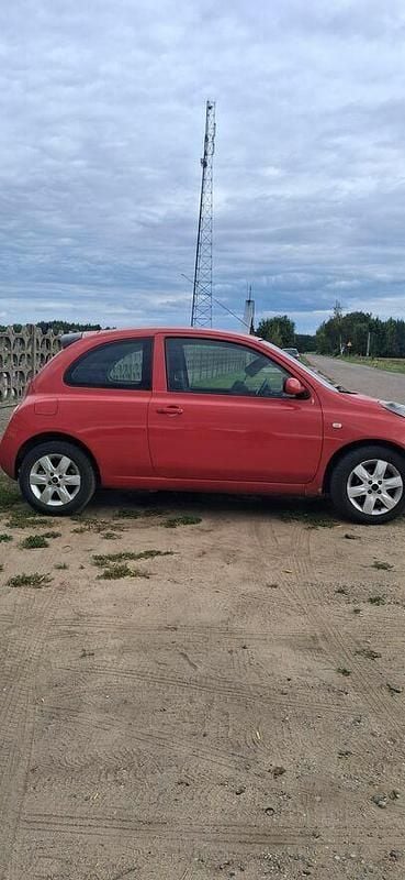 Czerwony Używany 2004 Nissan Micra Hatchback | 3500 zł - Obraz 1/3