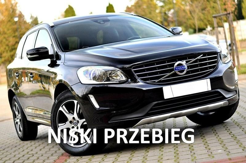 Czarny (metalik) Używany 2015 Volvo XC60 SUV | 58 900 zł (Dobra cena) - Obraz 1/4