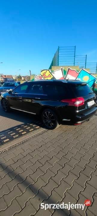 Czarny Używany 2012 Citroën C5 Exclusive Kombi | 32 000 zł (Dość drogi) - Obraz 1/4