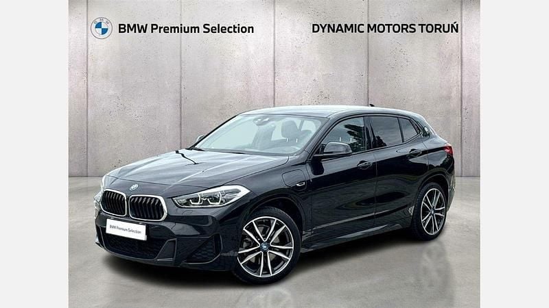 Czarny szafir metalizowany Używany 2021 BMW X2 Shadowline SUV | 134 900 zł (Dobra cena) - Obraz 1/3