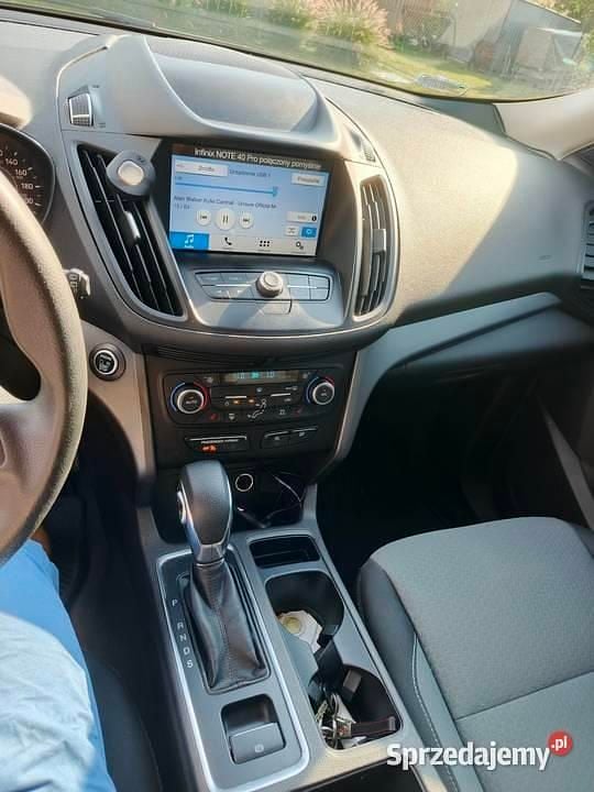 Używany Ford Escape 2019 Czarny SUV