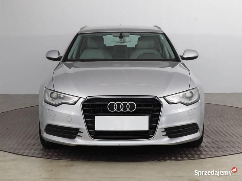 Srebrny Używany 2013 Audi A6 Kombi | 45 999 zł (Uczciwa cena) - Obraz 1/4
