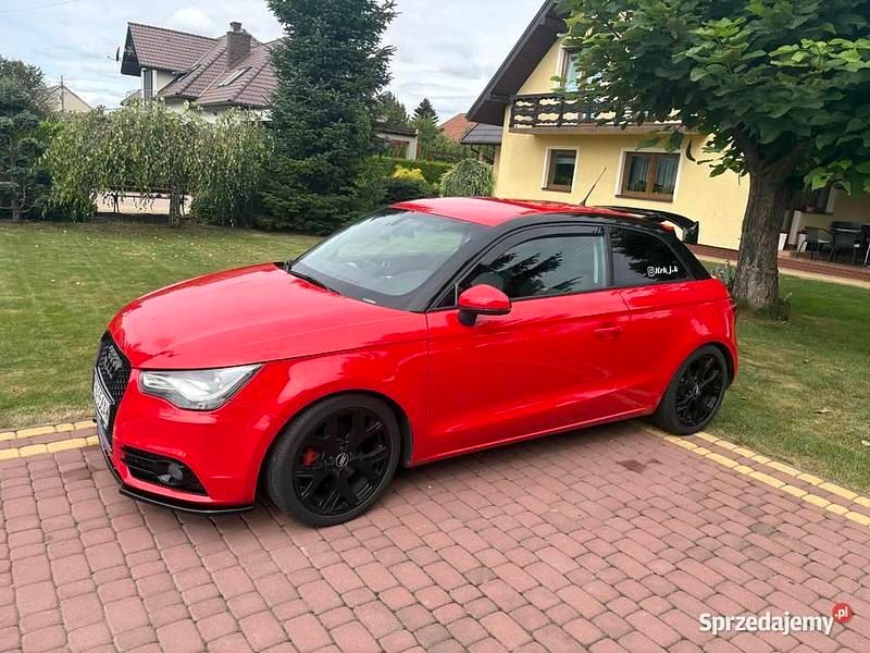 Czerwony Używany 2010 Audi A1 Hatchback | 33 000 zł - Obraz 1/4