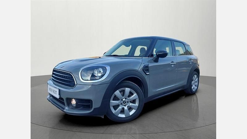 Moonwalk grey metallic metalizowany Używany 2018 Mini Cooper Countryman SUV | 79 900 zł (Uczciwa cena) - Obraz 1/3