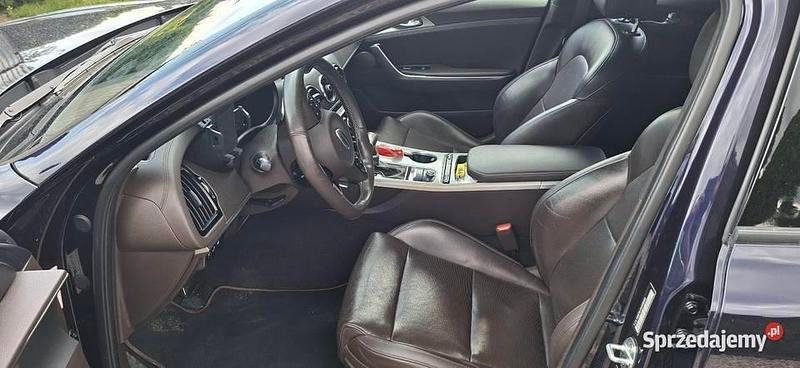 Fioletowy Używany 2020 Kia Stinger 2 Coupe | 120 000 zł - Obraz 1/4