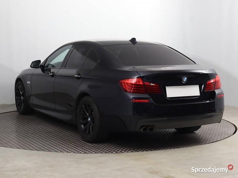 Używany BMW 525 218 KM (160 kW) 2016 Czarny Sedan/Limuzyna