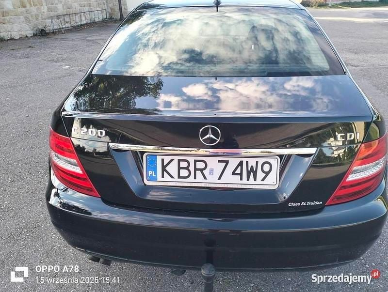 Używany Mercedes C200 2011