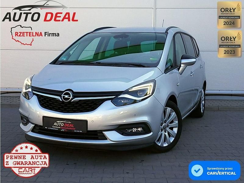 Używany Opel Zafira 140 KM (102 kW) 2017 Srebrny Minivan