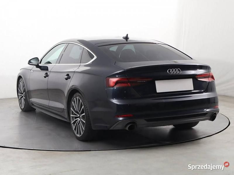 Używany Audi A5 2018 Niebieski Coupe