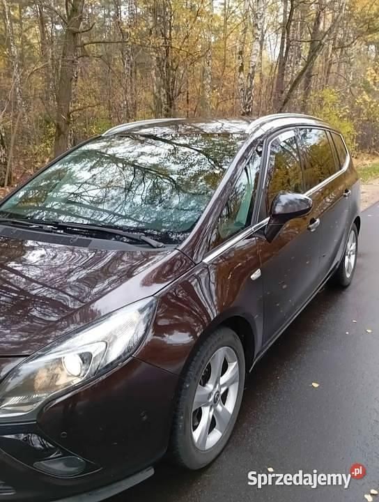 Brązowy Używany 2013 Opel Zafira Sedan/Limuzyna | 21 600 zł (Uczciwa cena) - Obraz 1/4