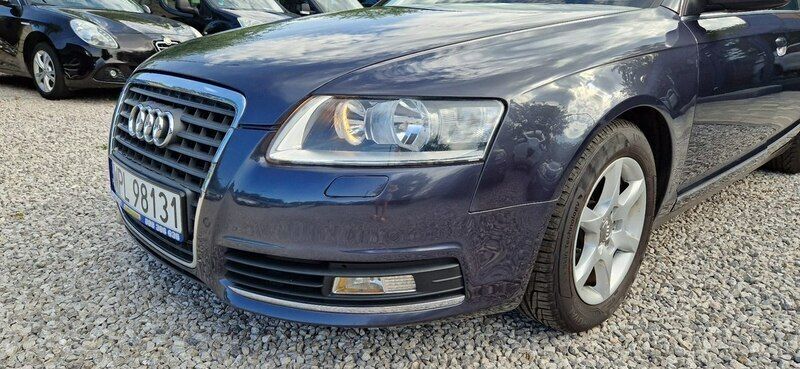 Używany Audi A6 136 KM (100 kW) 2010 Granatowy Kombi