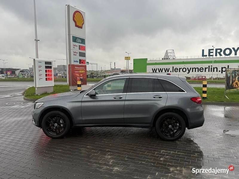 Używany Mercedes GLC350 211 KM (155 kW) 2018