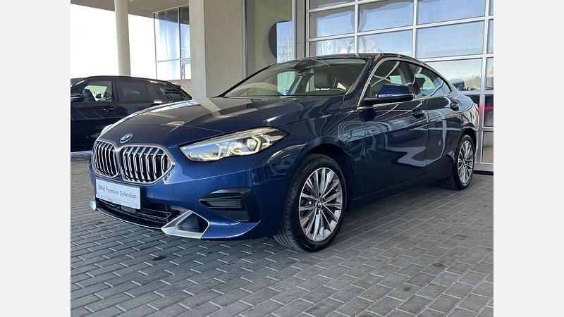 Używany BMW 220 Luxury Line 192 KM (141 kW) 2021 Niebieski phytonic metalizowany Coupe