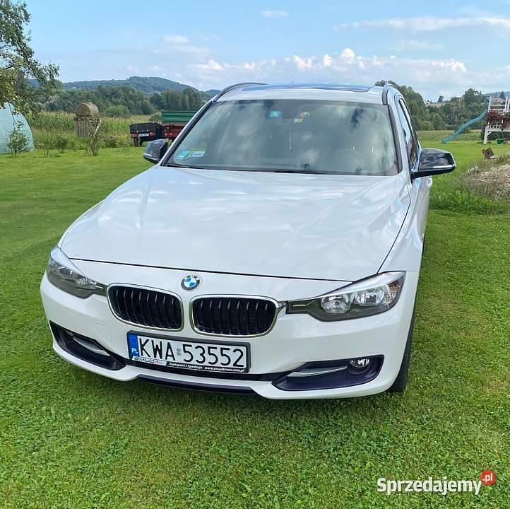Biały Używany 2013 BMW 330 Sport Line Kombi | 65 000 zł - Obraz 1/4