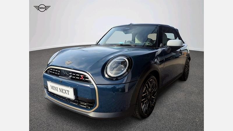 Indigo sunset blue metalizowany Używany 2024 Mini Cooper Cabriolet Kabriolet | 167 900 zł - Obraz 1/4