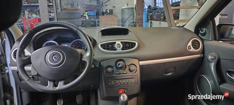 Używany Renault Clio III 2006 Hatchback