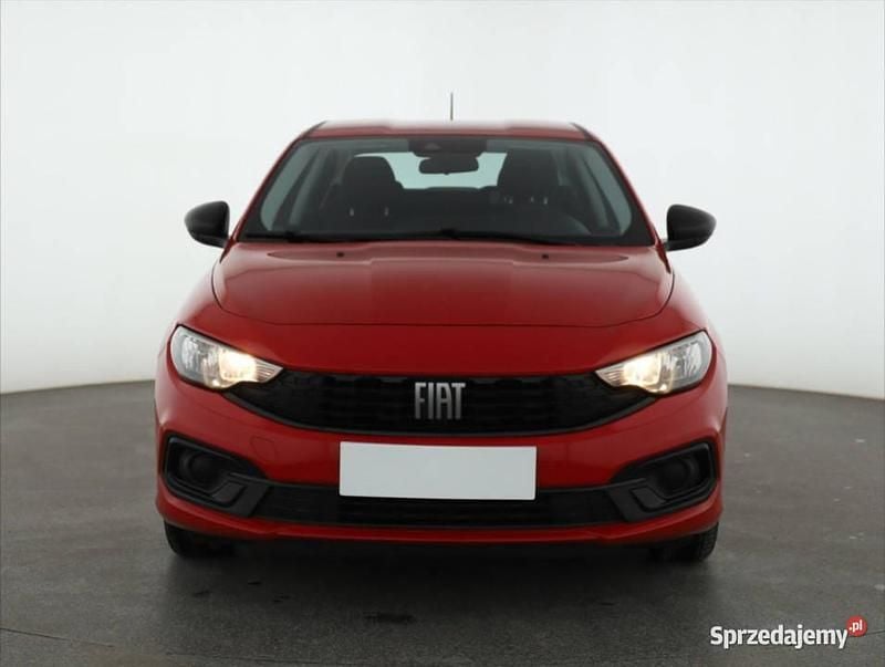 Czerwony Używany 2021 Fiat Tipo Sedan/Limuzyna | 36 999 zł (Uczciwa cena) - Obraz 1/4