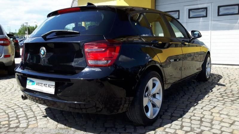 Używany BMW 118 Sport Line 143 KM (105 kW) 2012 Czarny metalik Hatchback