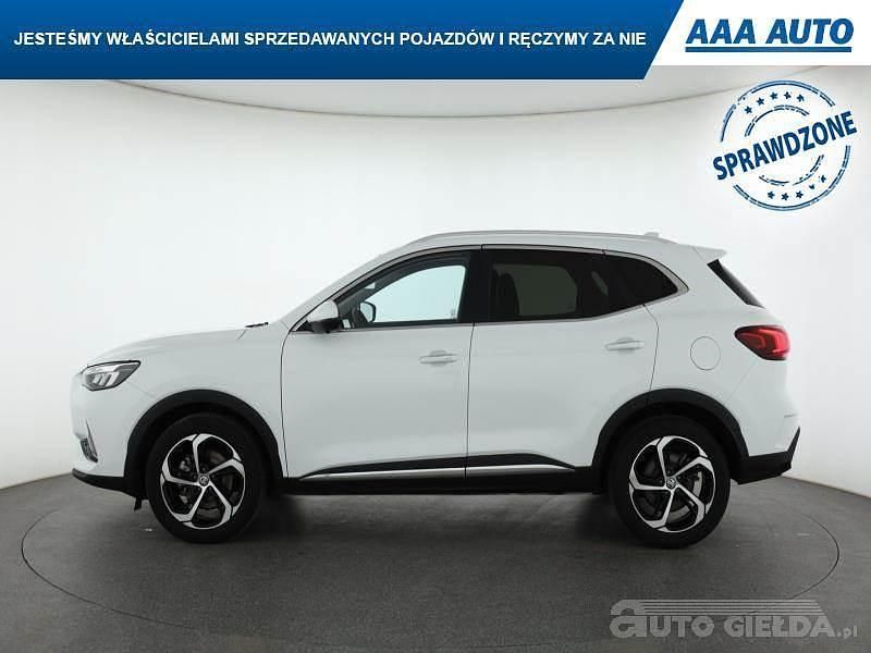 Używany MG HS 162 KM (119 kW) 2023 Biały SUV