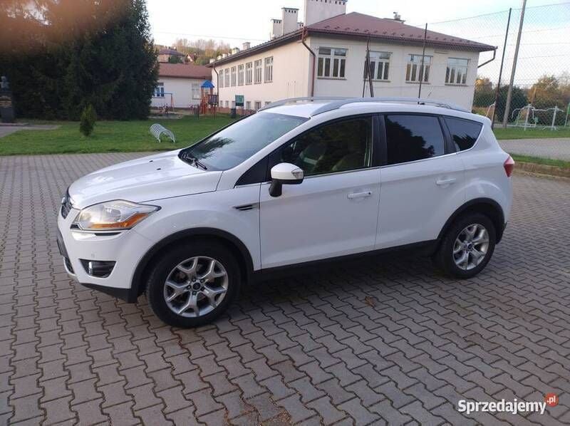 Biały Używany 2011 Ford Kuga SUV | 29 500 zł (Dobra cena) - Obraz 1/4