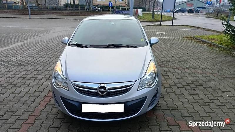 Używany Opel Corsa 2012 Srebrny Hatchback