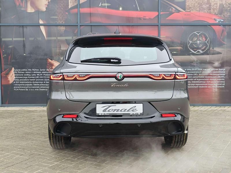 Nowe Alfa Romeo Tonale Sprint 160 KM (117 kW) 2025 Lakier metalizowany szary  vesuvio grey SUV