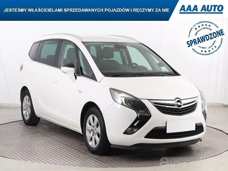 Używany Opel Zafira 136 KM (100 kW) 2014 Biały Minivan