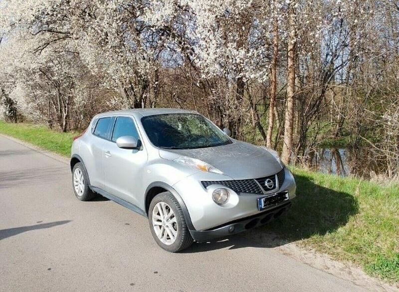 Używany Nissan Juke 117 KM (86 kW) 2010 Szary SUV