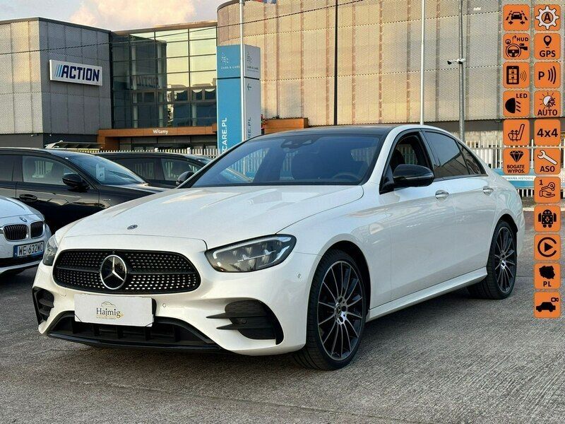 Biały (metalik) Używany 2022 Mercedes E220 Sedan/Limuzyna | 299 900 zł - Obraz 1/4