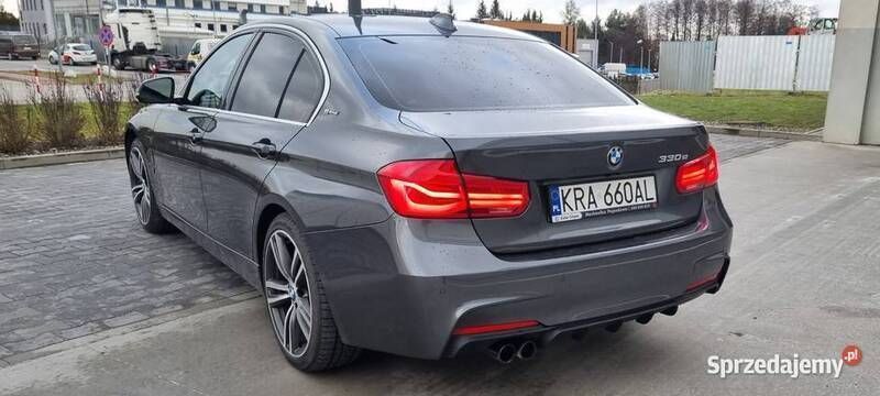 Używany BMW 330e iPerformance 252 KM (185 kW) 2017 Szary Coupe
