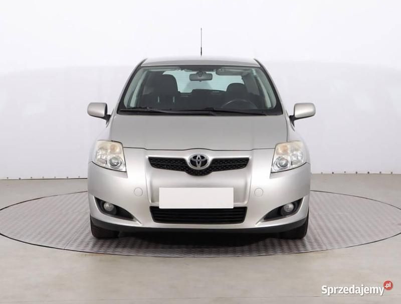 Srebrny Używany 2009 Toyota Auris Hatchback | 16 499 zł (Uczciwa cena) - Obraz 1/4