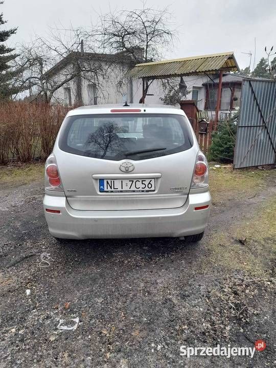 Używany 2004 Toyota Verso Minivan | 14 500 zł - Obraz 1/4