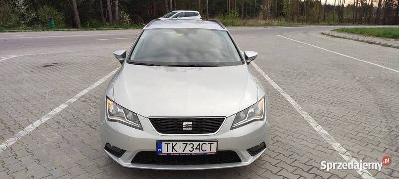 Srebrny Używany 2014 Seat Leon ST Kombi | 35 900 zł (Dość drogi) - Obraz 1/4